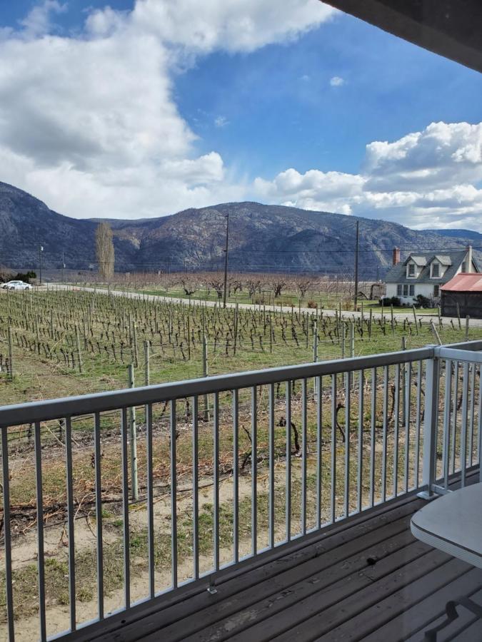 Sonora Desert Inn Osoyoos Bagian luar foto