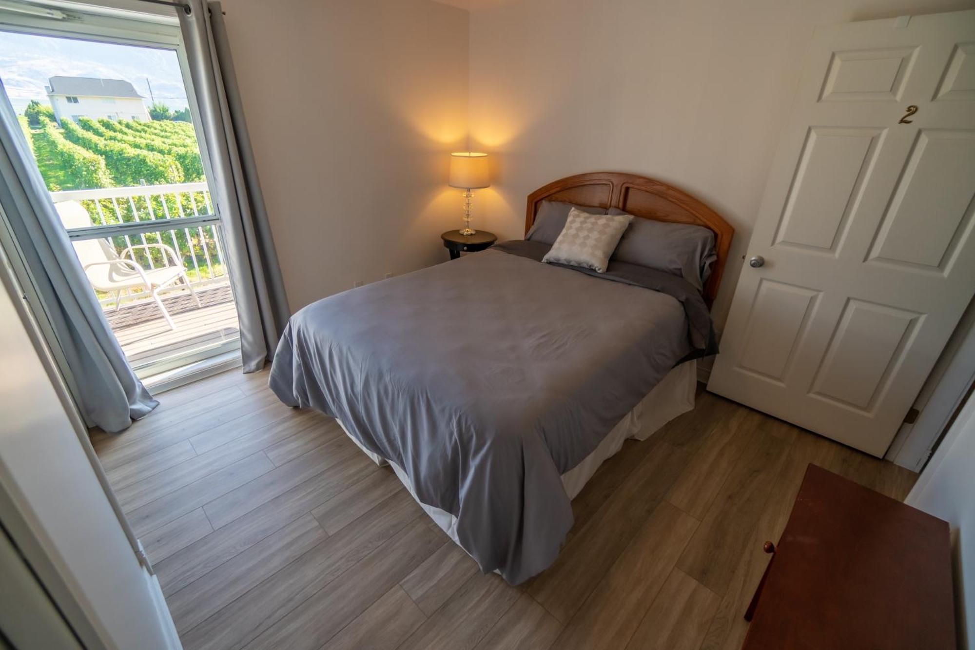 Sonora Desert Inn Osoyoos Bagian luar foto